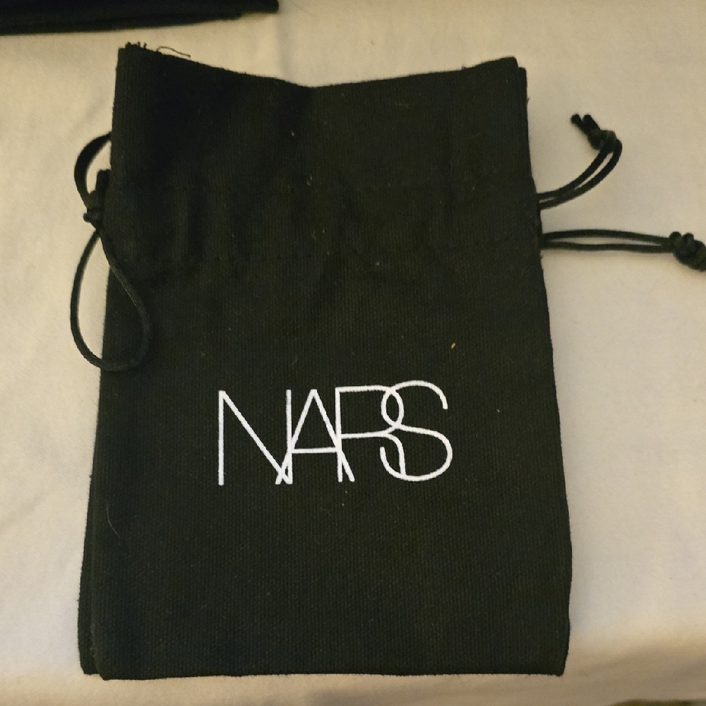 NARS Elegant Black Pouch